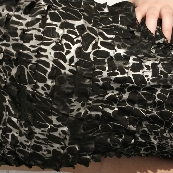 Women dressy top - Picture 3 of 4